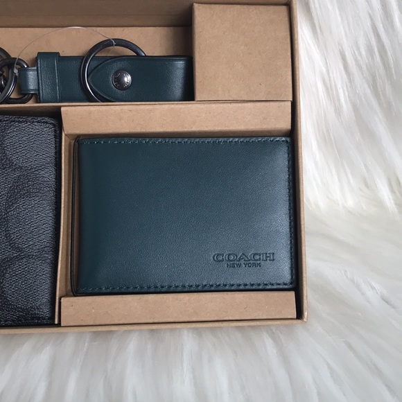 Boxed 3 In 1 Wallet Gift Set In Colorblock Signature Canvas - Picture 9 of 15